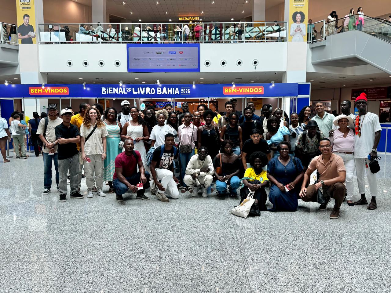 Acelen estreia na Bienal do Livro Bahia