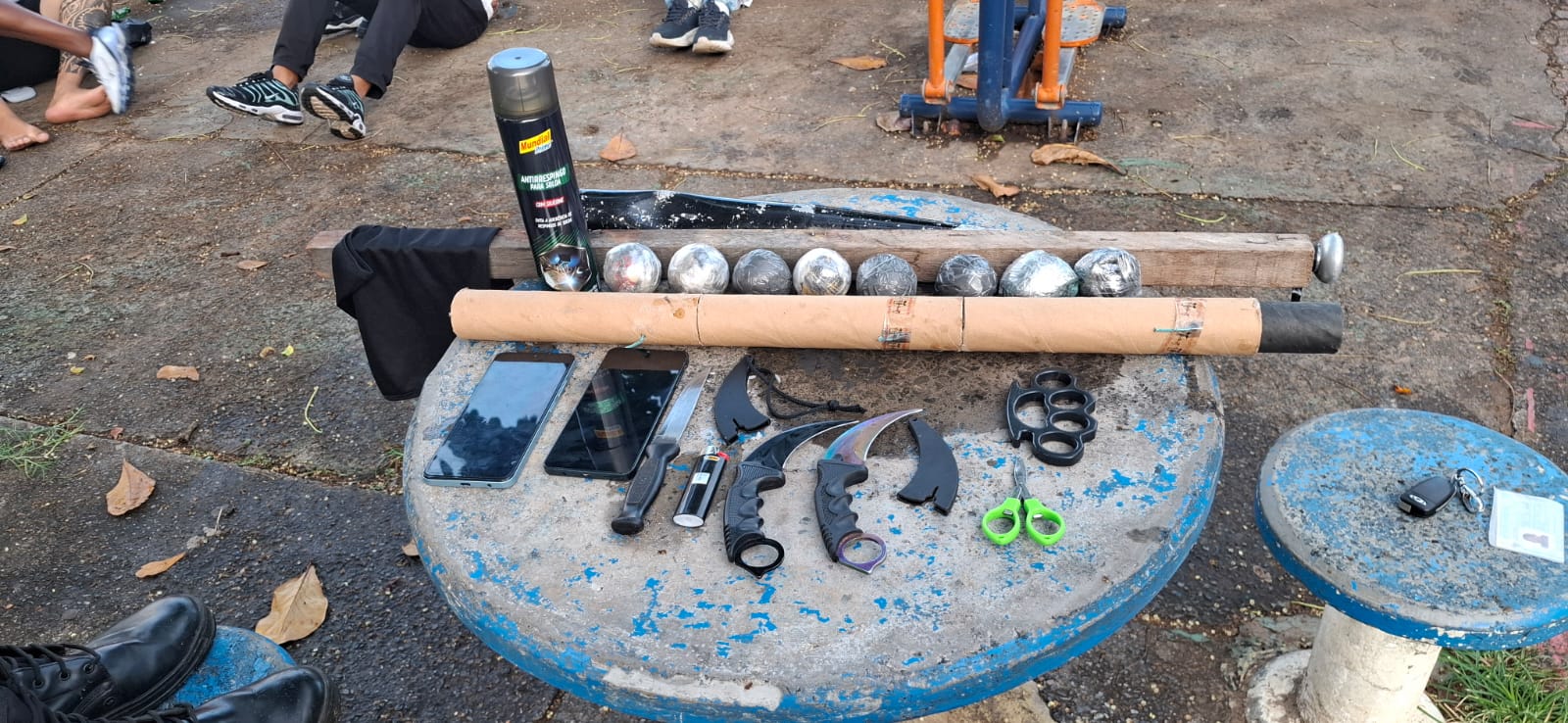 PM detém 77 de torcida organizada na Boca do Rio