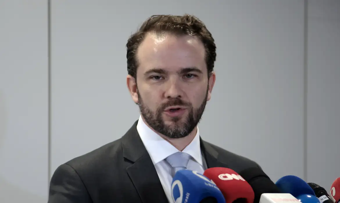 Desenrola 2.0 deve liberar FGTS para dívidas