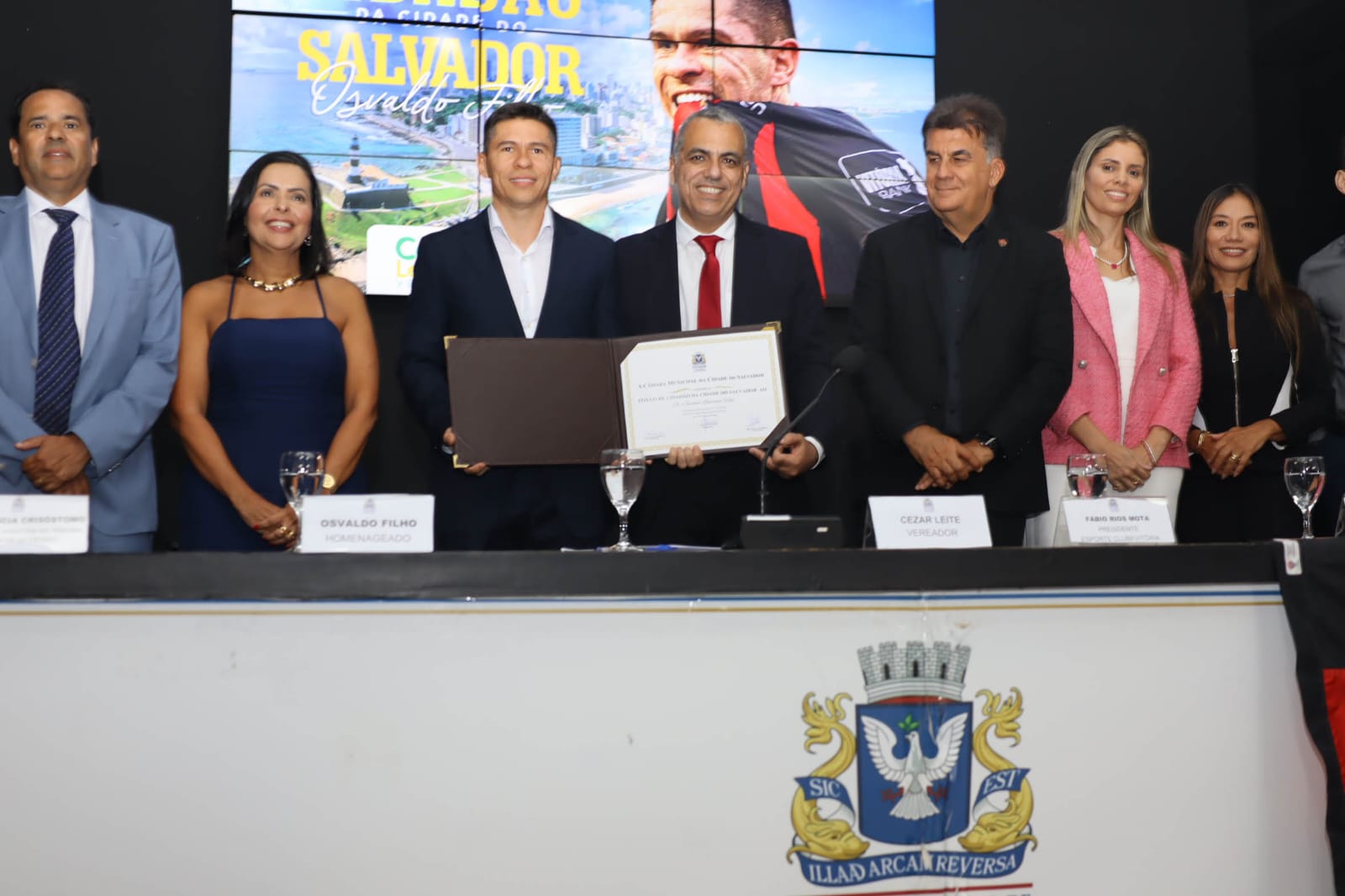 Imagem do post Osvaldo recebe título de cidadão de Salvador