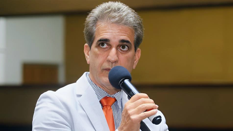 ALBA homenageia 81 anos do Sinjorba