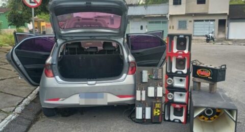 Imagem do post PM apreende arma e drogas em Eunápolis