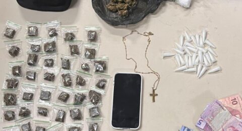 Imagem do post PM prende suspeito com drogas em Itinga