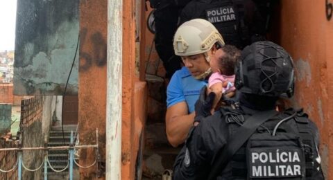 Imagem do post PM resgata bebê e família após sequestro no Curuzu