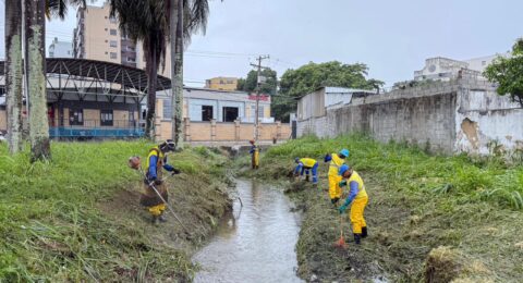 Imagem do post Lauro de Freitas intensifica limpeza para evitar alagamentos
