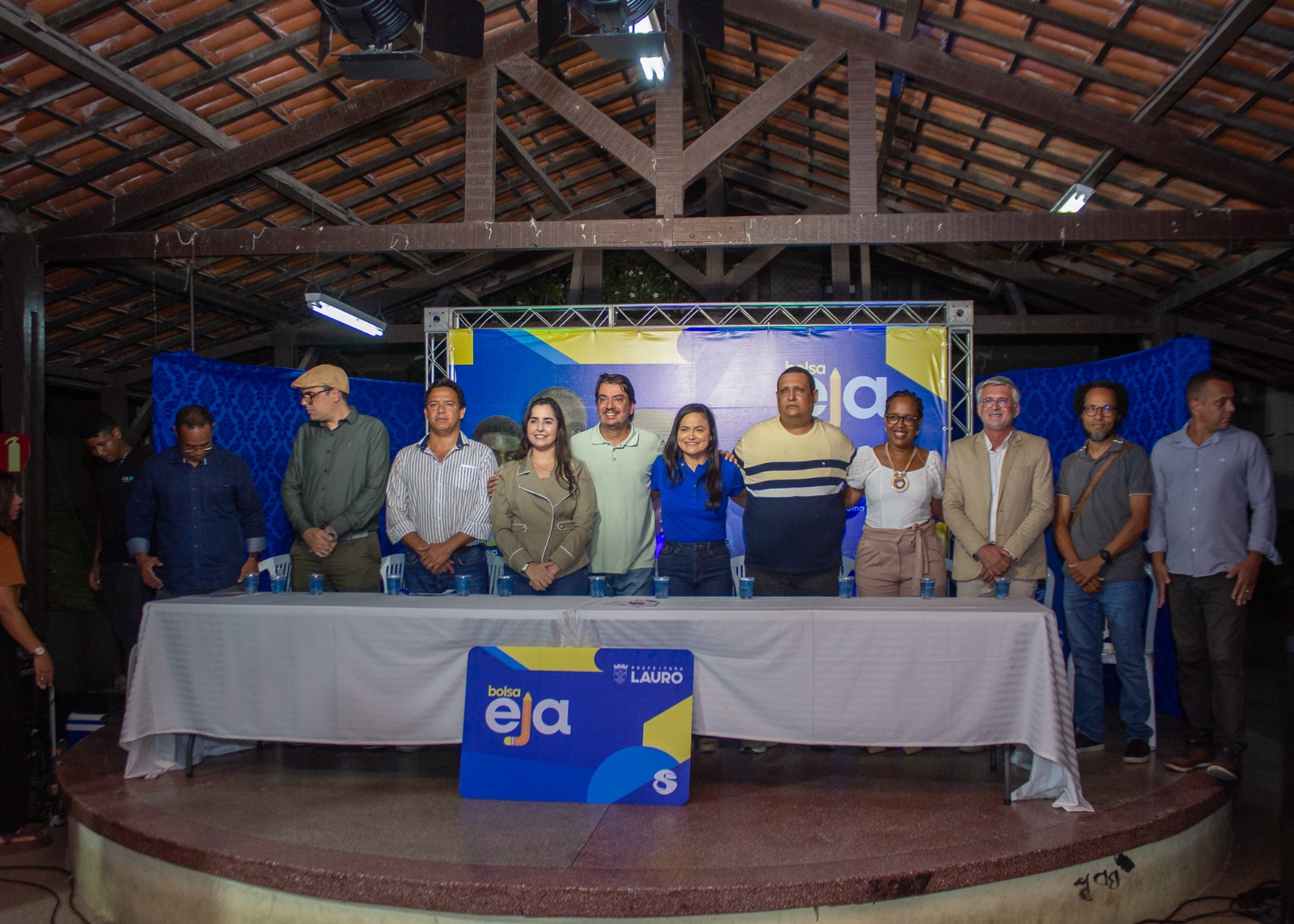 Bolsa EJA paga R$ 200 a estudantes em Lauro