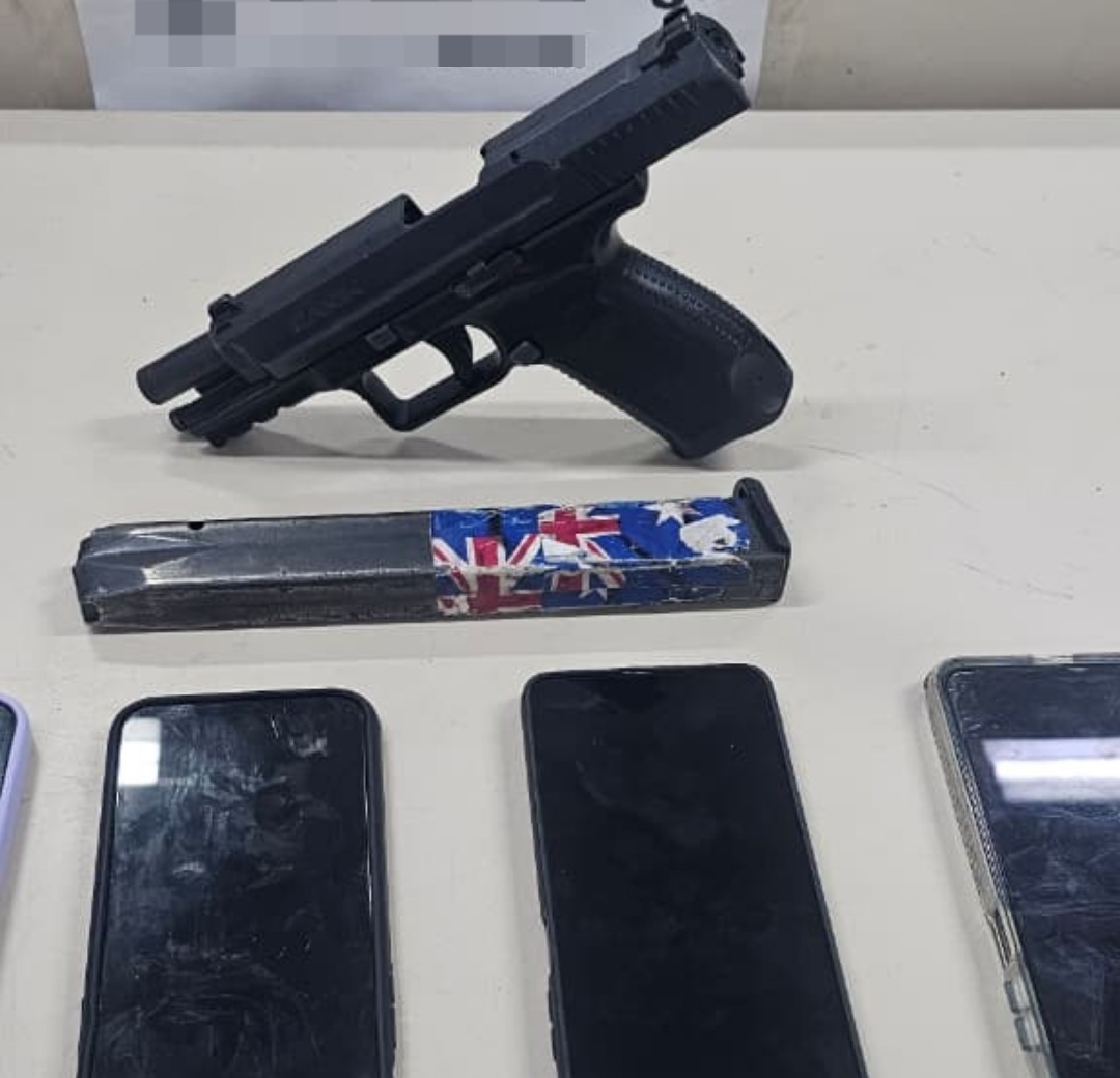 PM prende dupla armada em Lauro de Freitas