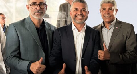 Imagem do post Elmo Vaz defende EMBASA pública em ato dos 55 anos