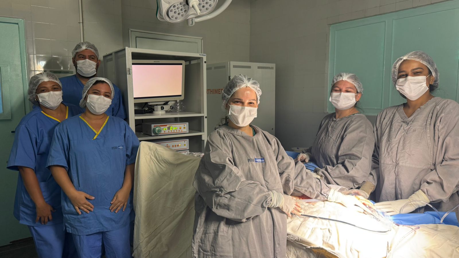 IPERBA realiza primeira cirurgia por videolaparoscopia