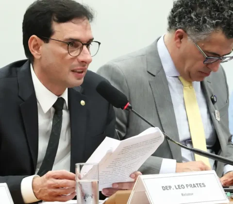 Imagem do post Fim da escala 6×1 avança e prevê folga aos domingos