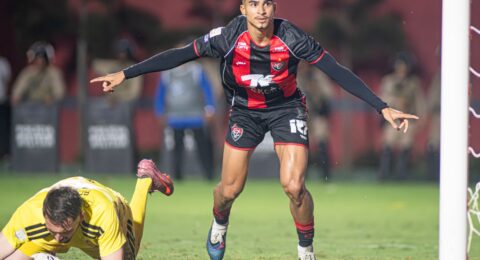 Imagem do post Vitória vence Inter e amplia sequência invicta no Barradão