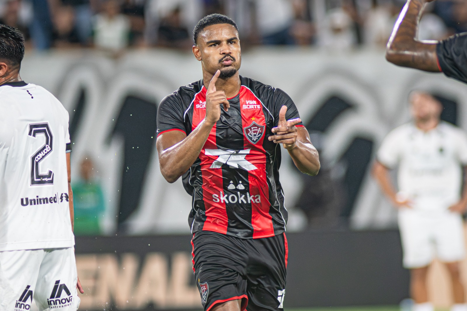 Imagem do post Vitória vence ABC em jogo eletrizante e volta à final do Nordestão