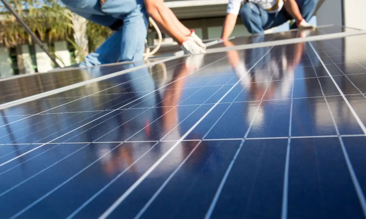 Imagem do post Energia solar supera R$ 300 bilhões no Brasil