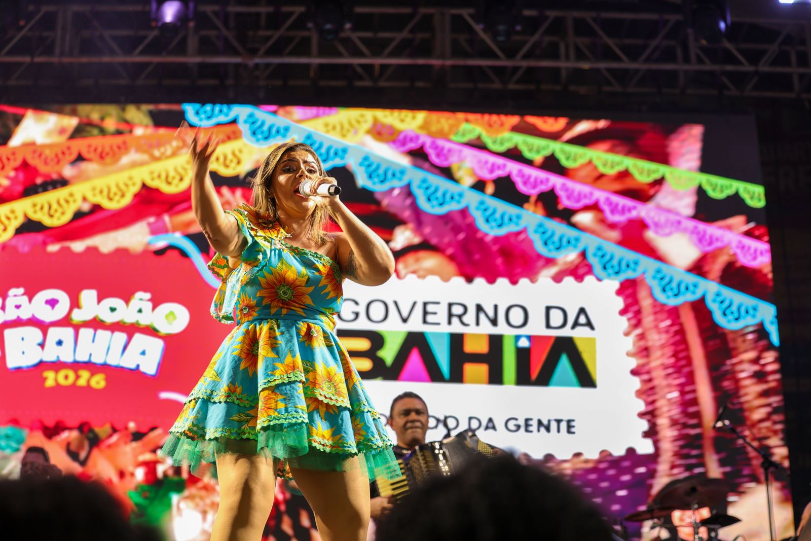 São João no Pelourinho reúne multidão e celebra tradição