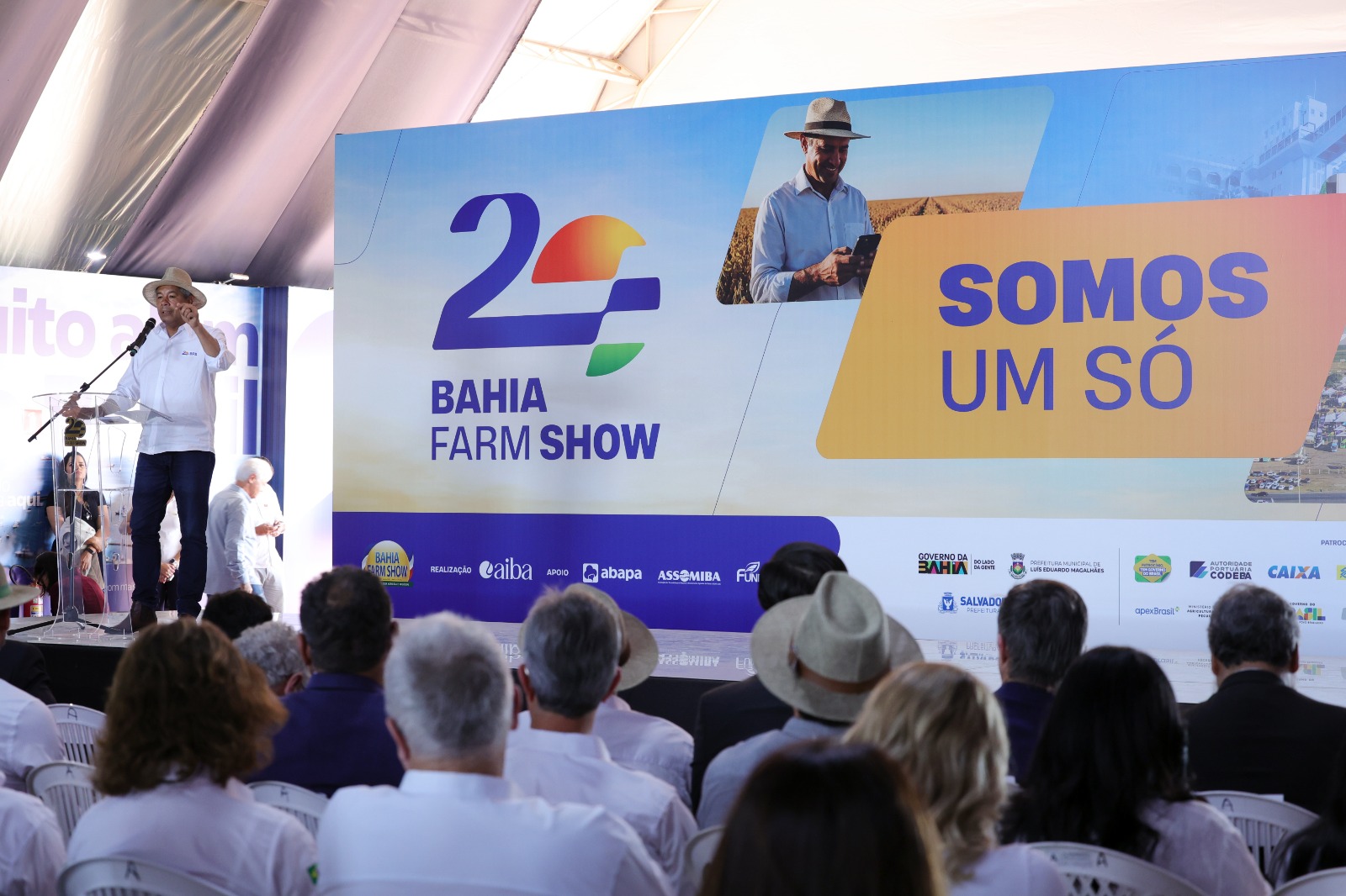 Bahia Farm Show 2026 é aberta com foco em negócios e inovação