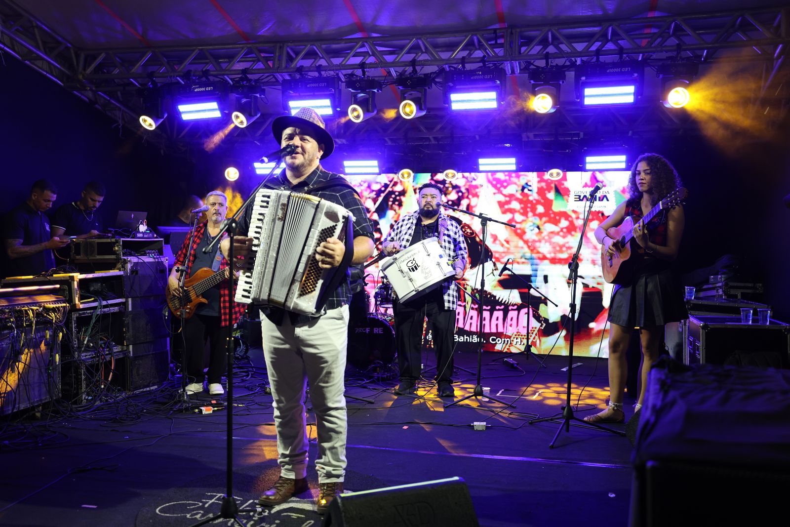 São João no Carmo encerra programação com shows nesta quarta