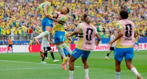 Imagem do post Brasil vence Japão e avança às oitavas da Copa do Mundo