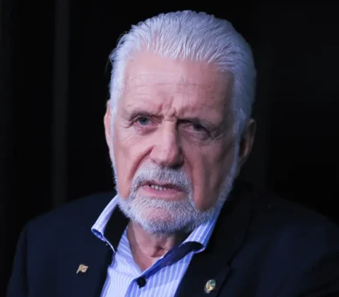 Imagem do post Jaques Wagner deixa liderança do governo no Senado
