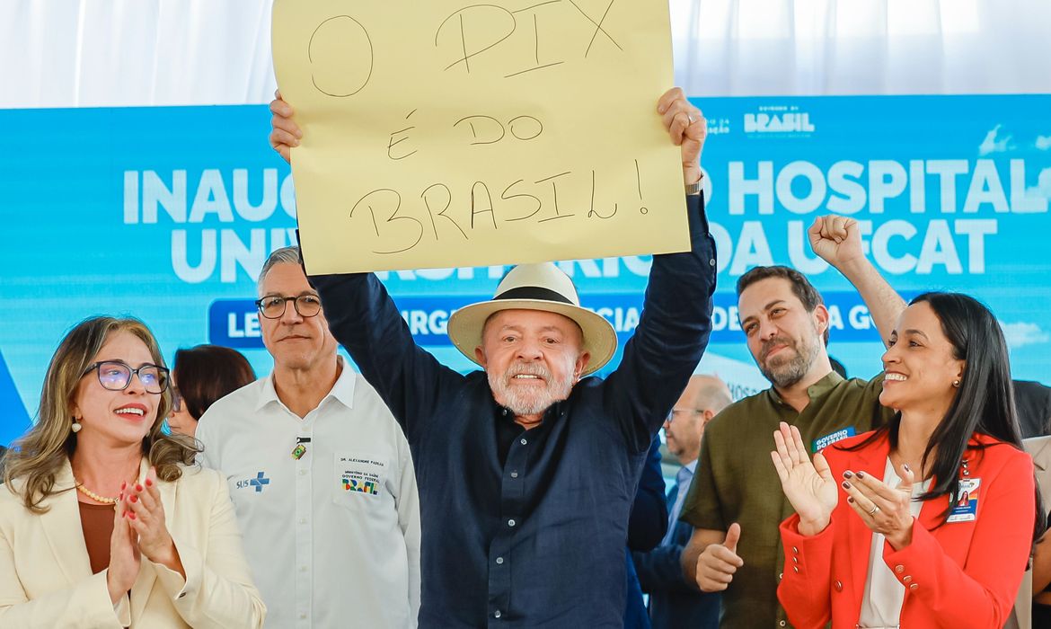 Imagem do post Lula defende Pix e cobra explicações de Trump sobre tarifas