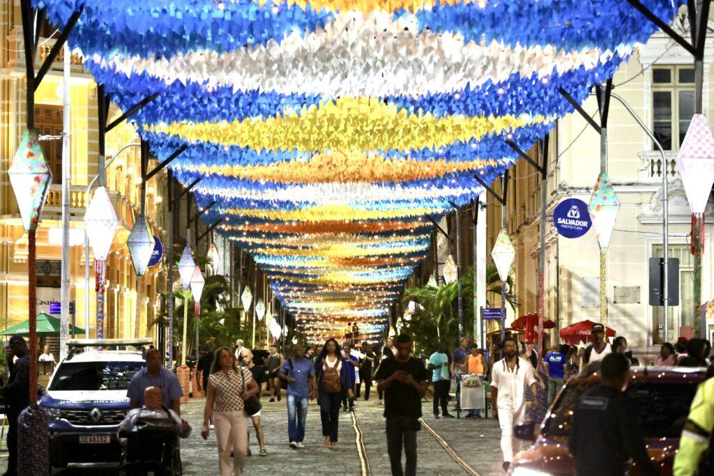 Imagem do post Arraiá da Prefs terá túnel de 400 metros e iluminação especial