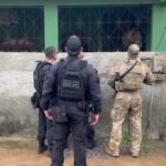 Integrante do Baralho do Crime é preso após fazer família refém