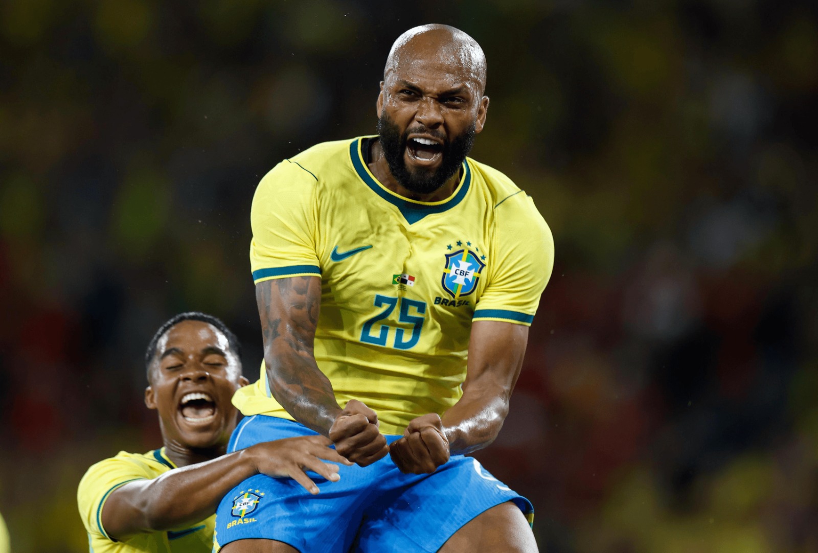 Brasil goleia Panamá no Maracanã e anima torcida antes da Copa