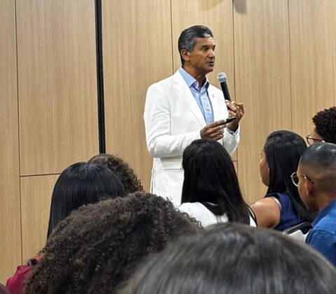 Imagem do post Fake News e IA dominam debate em workshop jurídico em Salvador