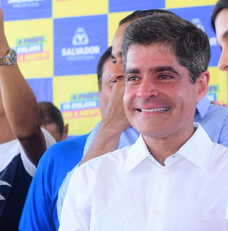 ACM Neto se pronuncia após susto em voo na Bahia