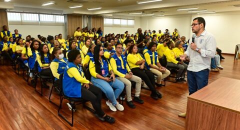 Imagem do post Vida Nova recebe 300 celulares para ampliar atendimento em Salvador