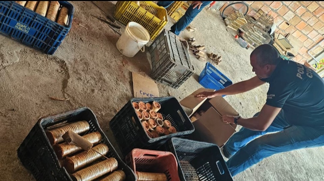 Polícia Civil alerta: uso de espadas segue proibido na Bahia