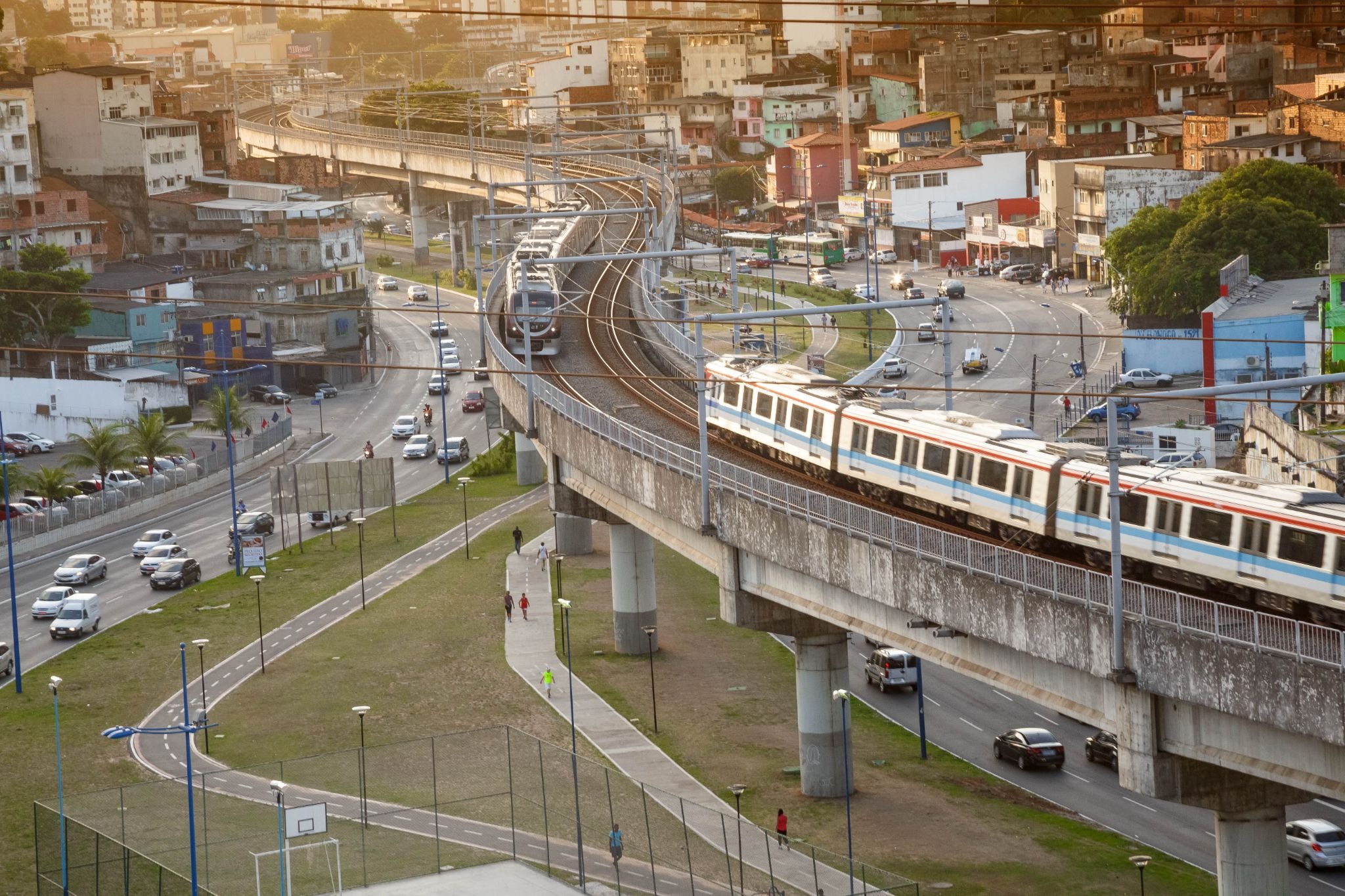 Metrô Bahia comemora 12 anos e lança Wi-Fi embarcado nos trens