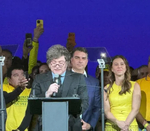 Imagem do post Brasil reage após falas de Milei e convoca embaixador para consultas