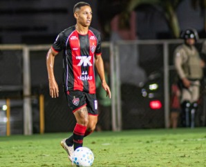 Imagem do post Vitória empresta volante Zé Breno para clube de Portugal