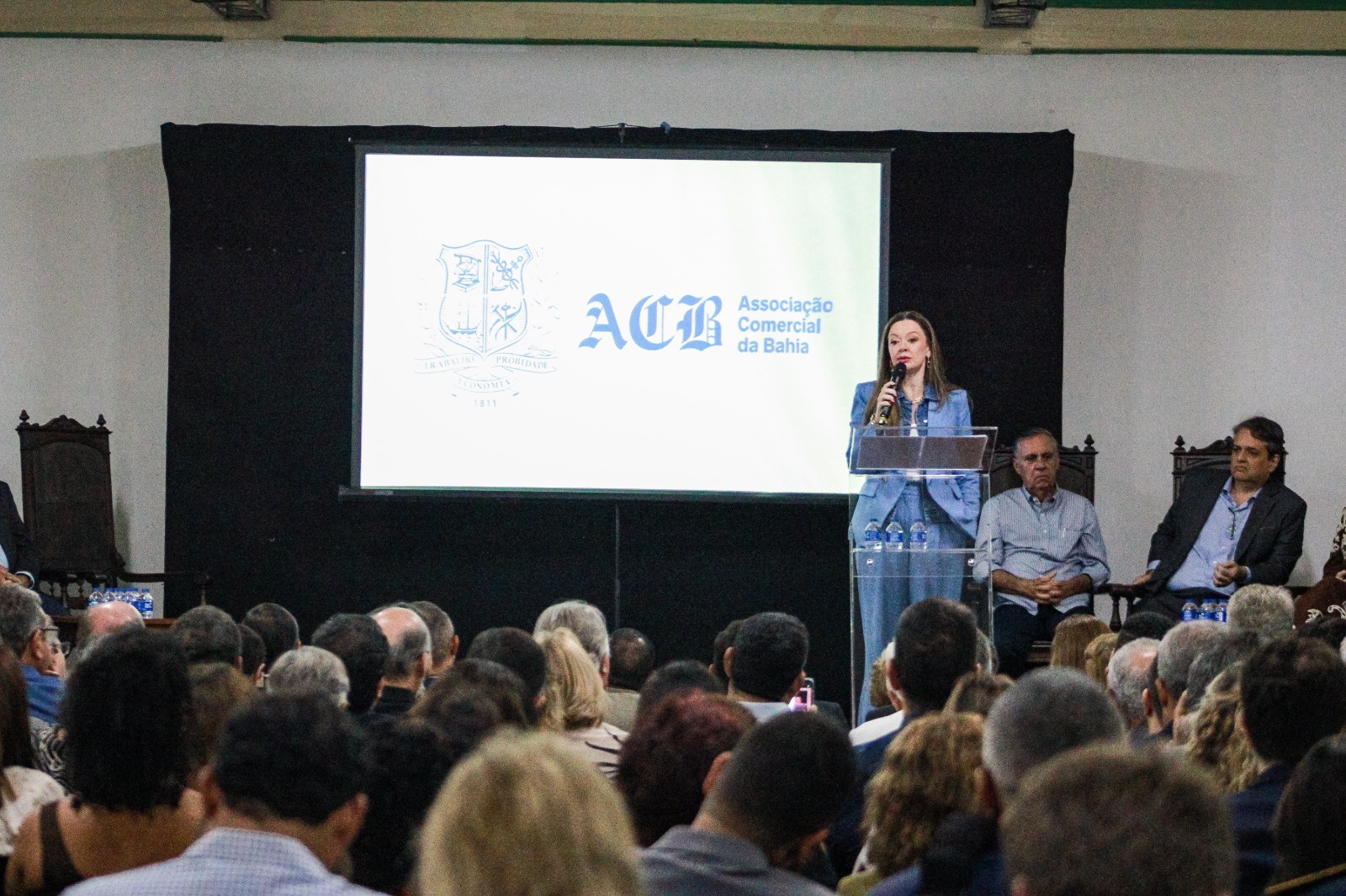 ACB debate revisão do PDDU e cria Câmara de Turismo