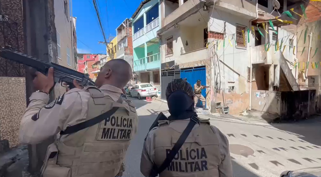 PM intensifica operação contra facções no Nordeste de Amaralina
