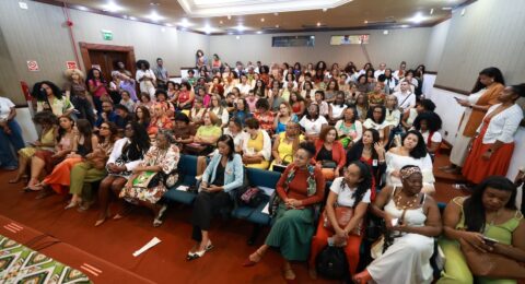 Imagem do post Mulheres negras ganham destaque em encontro sobre liderança na Bahia