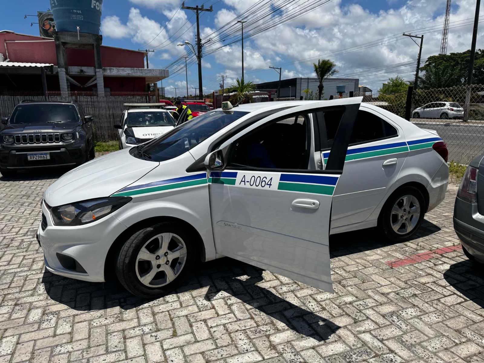 Táxi em Lauro de Freitas terá recadastramento obrigatório; veja prazos