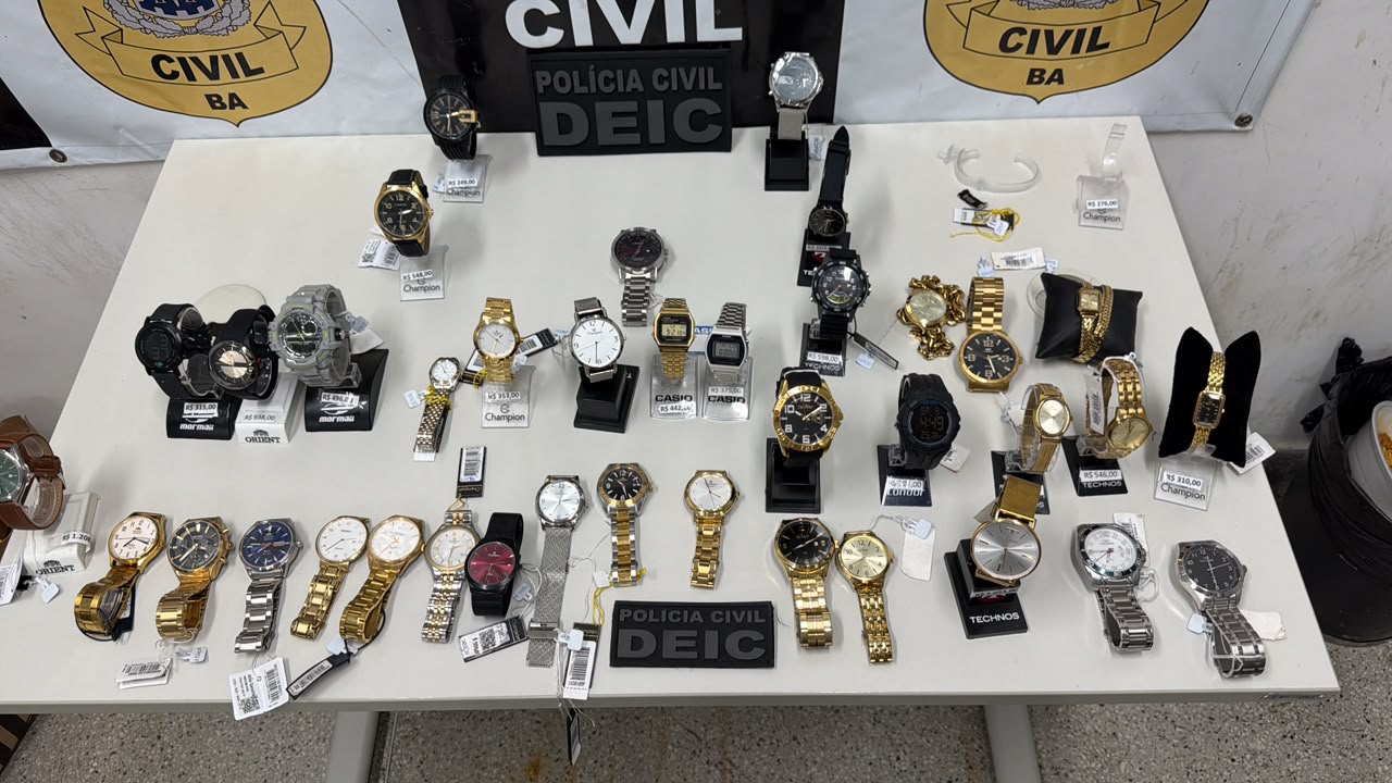 Polícia recupera 38 relógios furtados avaliados em R$ 400 mil na Bahia
