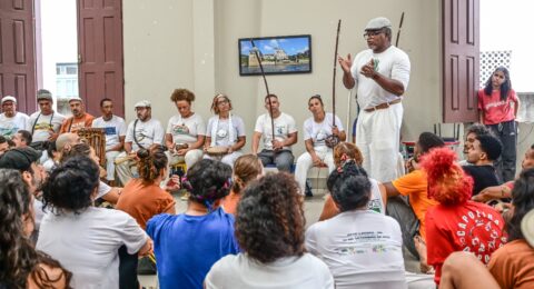 Imagem do post Rede Capoeira reúne mestres e debate racismo no MAM de Salvador