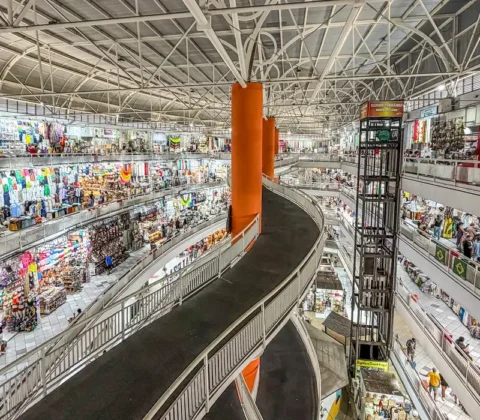Imagem do post Trabalho no comércio em feriados tem nova regra no Brasil
