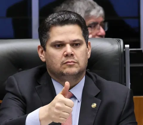 Imagem do post Escala 6×1: PEC avança no Senado após conversa entre Lula e Alcolumbre