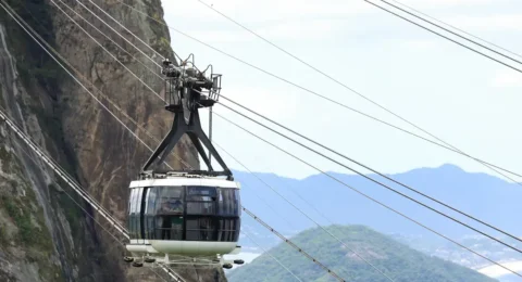 Imagem do post Ventania fecha Cristo Redentor e pontos turísticos no Rio
