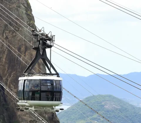Imagem do post Ventania fecha Cristo Redentor e pontos turísticos no Rio