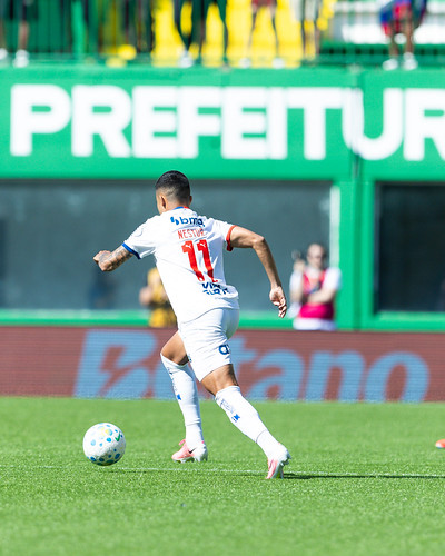 Imagem do post Bahia cede empate três vezes e fica no 3 a 3