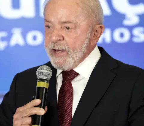 Imagem do post Lula liga para Trump e tenta retomar negociações comerciais