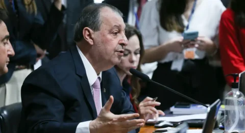 Imagem do post PEC 6×1 avança no Senado e prevê jornada de 40 horas