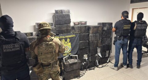 Imagem do post PF e PM apreendem quase 1 tonelada de cocaína no Porto de Salvador