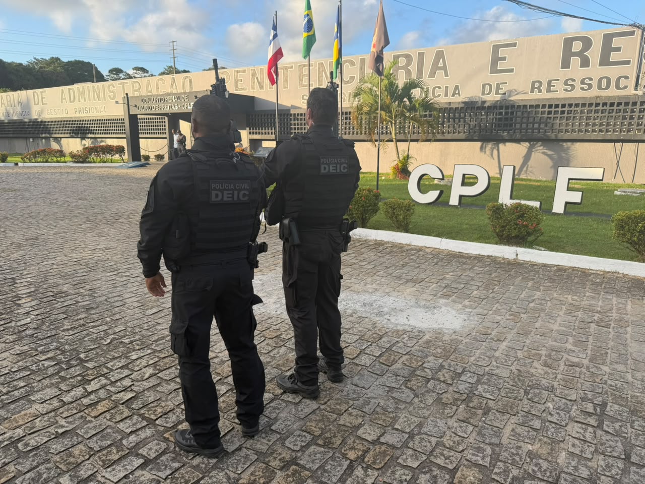 DEIC consegue novo mandado e mantém líder de facção preso na Bahia
