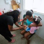 Multivacinação: campanha atende crianças em Lauro de Freitas
