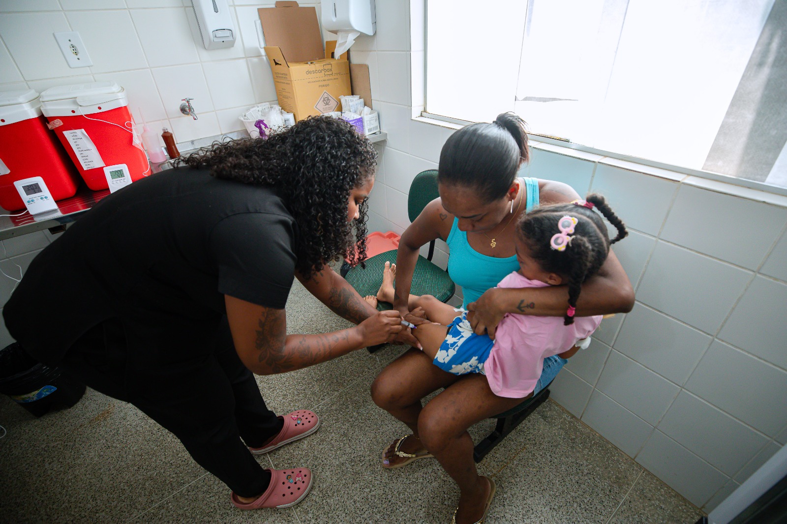 Multivacinação: campanha atende crianças em Lauro de Freitas